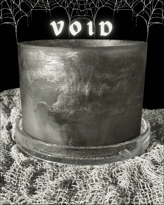 Halloween-plant-pot-silver-grey-black-translucent-void